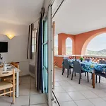 Appartamento Les Bastides - I4143 By Interhome *