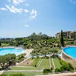 Appartamento Les Bastides - I4143 By Interhome