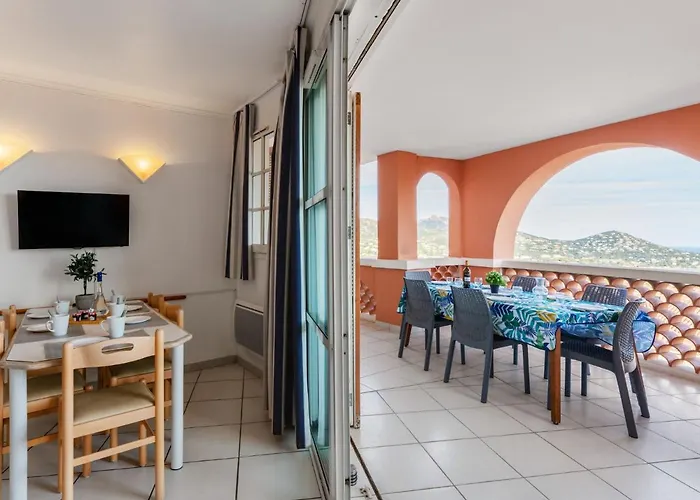 Apartmán Les Bastides - I4143 By Interhome *