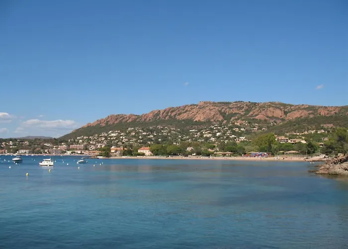 Les Bastides - I4143 By Interhome *